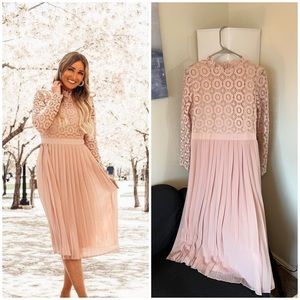Ivy City Co Arabella Dress in Blush